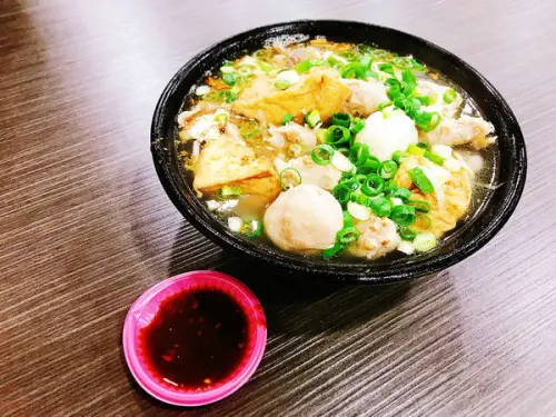 ||吃。台北|| 亀叟什錦麵 大份量在地美食老店