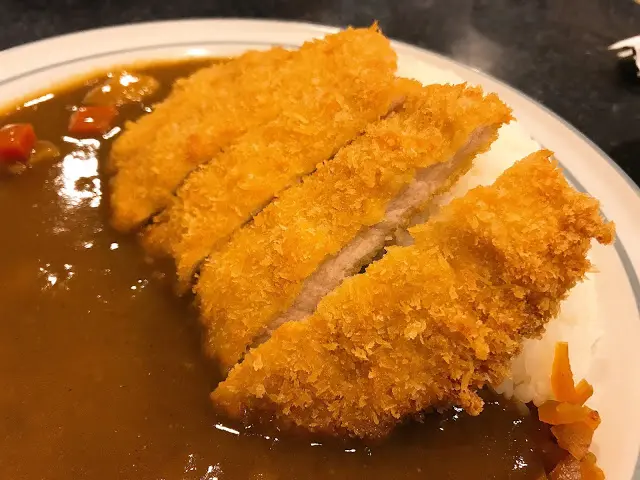 [食記] 新竹 木曾路手打麵。平實美味的日式老店。咖哩豬排飯、什錦烏龍麵!私心推薦!
