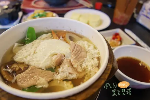 D&W黑白雙搭【新竹食記】開業12年 從不改變的平價美味@木曾路手打麵@新竹市