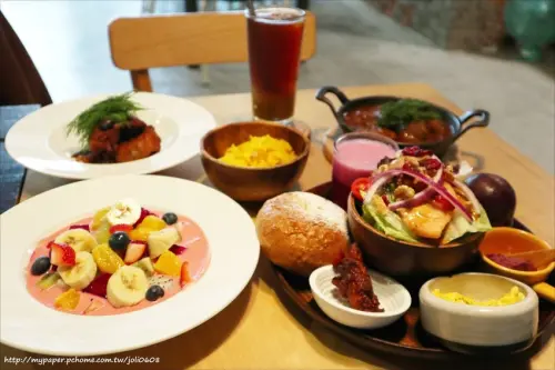 【松果院子Restaurant Pinecone】民生社區早午餐推薦 手工現做餐點自然純粹 豐盛味美全時段供應