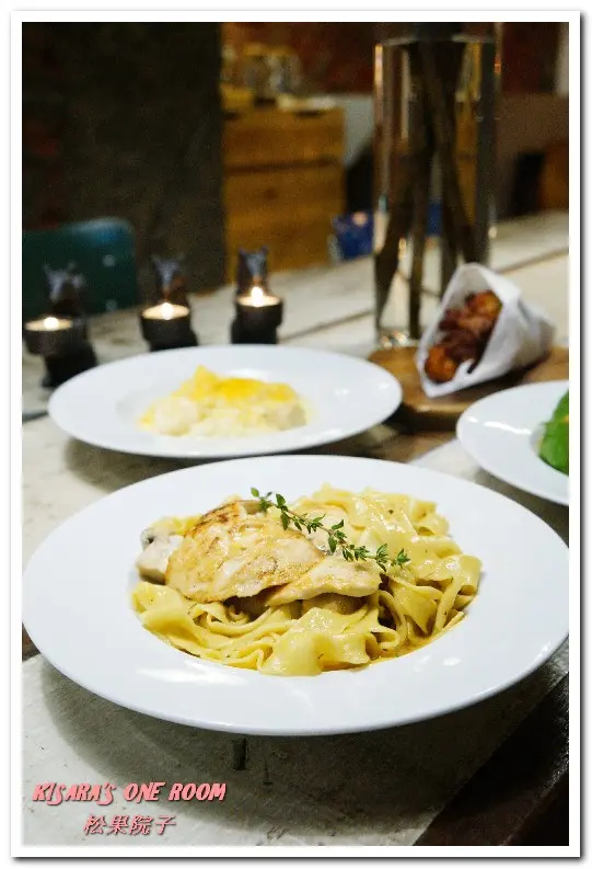 民生社區早午餐下午茶．台北最美街道裡的舒適角落──松果院子        
      