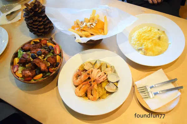 松果院子質感文青咖啡店民生社區／早午餐／下午茶富錦街美食Restaurant Pinecone