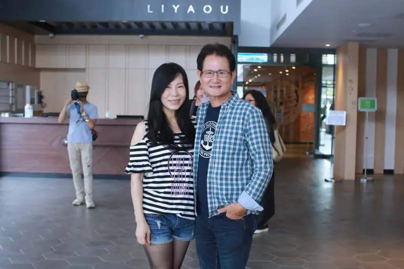 <嘉義住宿早午餐> 里亞環島行旅。環逗早午餐&午茶。嗜咖啡，手沖的滋味 2016年全新開幕/ 奈米水離子吹風機/火車站商圈/交通便利