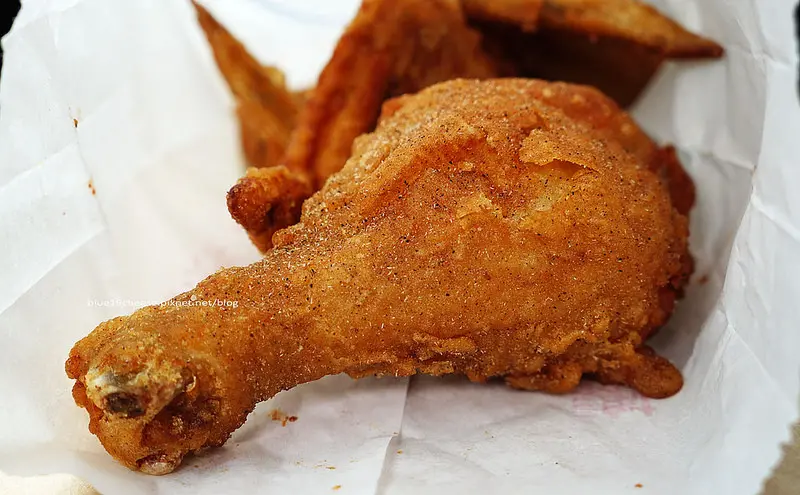 【台中大雅】大雅頂好超市旁無名炸雞-雞腿雞翅脖子.大小雞塊.頂好超市旁.近威汀城市酒店和大雅蘿蔔絲餅