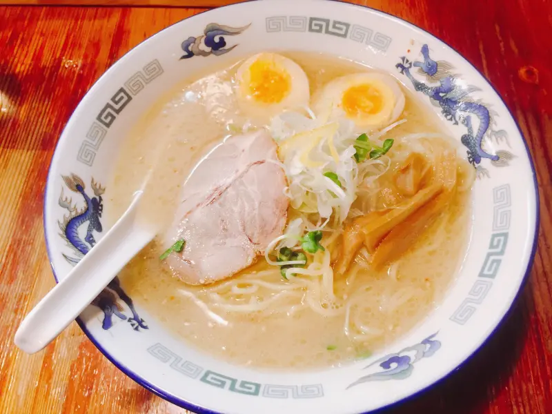 【東京涉谷】金伝丸拉麵之湯頭超級濃厚