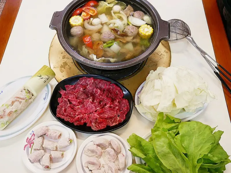 天才現宰牛肉爐-台南永康牛肉火鍋  主打每日現宰溫體牛和爆漿牛肉丸  牛肉控一次吃得過癮              