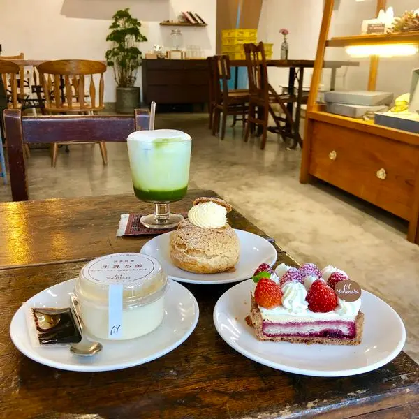 台中清水．甜點｜Yorimichi順道菓子店｜清水國小旁～海線的文青甜點店！來清水順道吃刨冰、泡芙、蛋糕