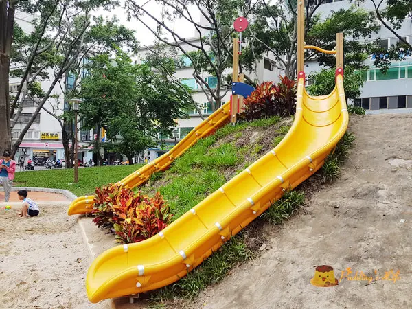 【新竹旅遊】東區-巨城附近親子綠園地《中央公園》~沙坑上的溜滑梯新登場