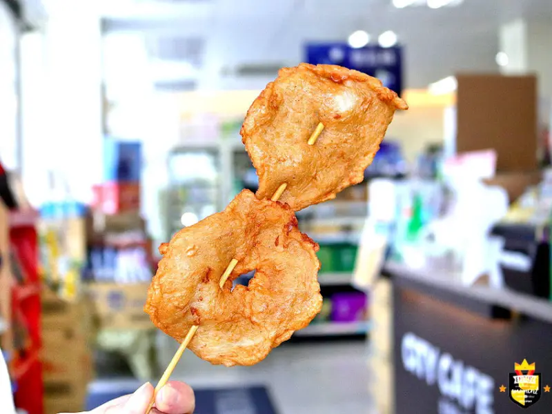 台南炸物／無店名無招牌飄香20多年／每日限量現點現炸／銅板美食價格超佛心／100元吃飽吃滿還有找／在地人的下午茶