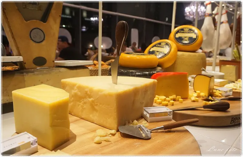 台中吃喝玩樂|世界新地標台中歌劇院 下半場 與你以美食FACE TO FACE--VVG FOOD PLAY享用如歌劇史詩般的美味法式BUFFET(11/1閨密下午茶新地標~好吃又好拍~)+VVG B