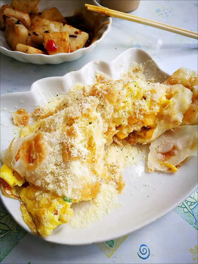 [台中] 嘉香早餐 台中中西式早餐店推薦 到中午生意還是很好東西好吃環境普通