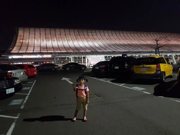 帶孩子一起去馬來西亞1【出發/吉隆坡】2016/08-->桃園國際機場出發-->Plaza Premium Lounge環亞機場貴賓室-->搭乘全亞洲航空AirAsia X前往吉隆坡