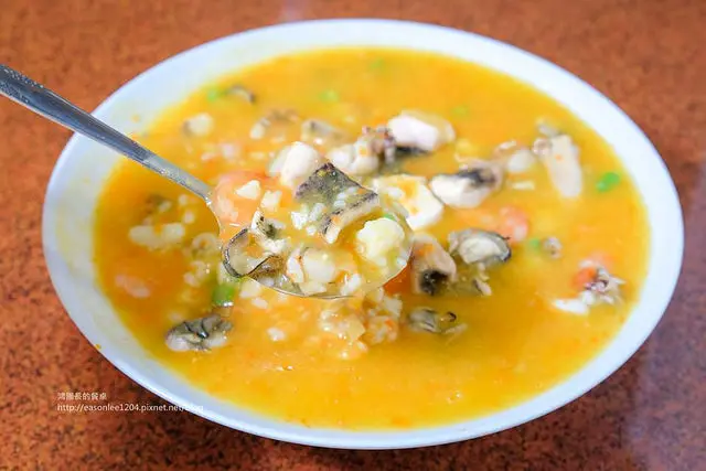 台中秋蟹料理餐廳~大祥燒鵝海鮮餐廳 肥美沙公、沙母、紅蟳、處女蟳正好味 台中老饕推薦必點黃金海鮮蓋飯與潮汕沙鍋粥 快來嚐嚐秋天的味道