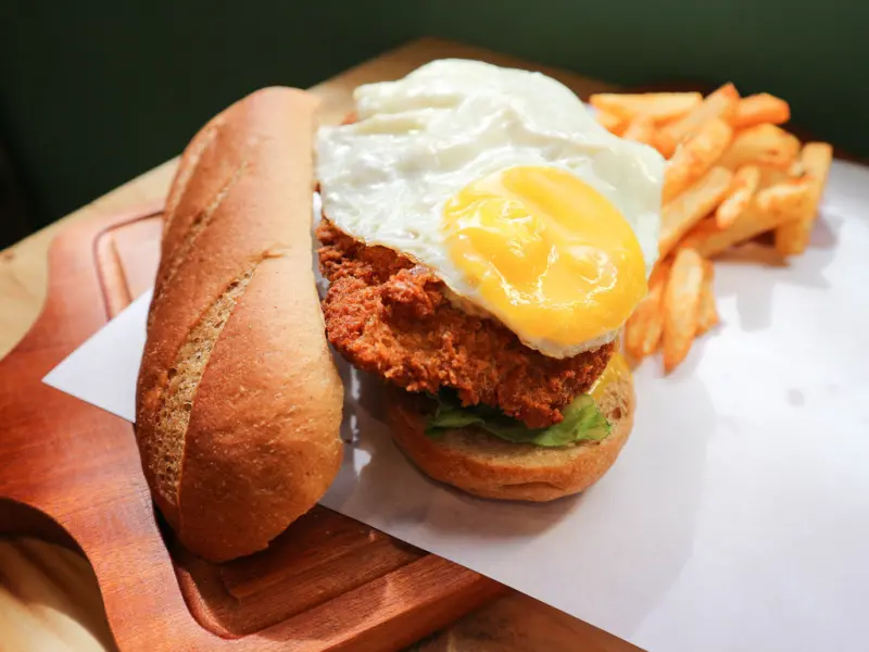 (江子翠捷運站)新北板橋早午餐推薦1925 cafe新開幕板橋早午餐!早餐店吃串燒/吃烤肉/喝啤酒/給你不一樣的早午餐風格(新增二訪菜色)