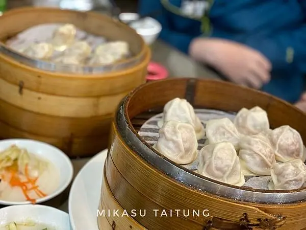 ∥台東/食．台東市∥鄰家蒸餃 ๑熱門聚餐餐廳 2022台東蒸餃熱炒店