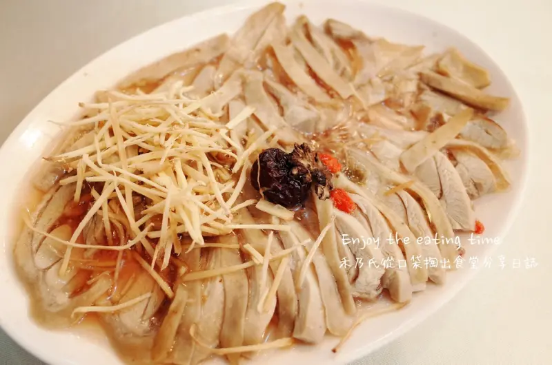 ｜關於美食（台東TAITUNG x 鄰家蒸餃 linjia dumplings）｜Enjoy the eating time禾乃氏從口袋掏出食堂分享日誌－來台東玩吧！全家大小都喜歡，美味多汁蒸餃與冰涼