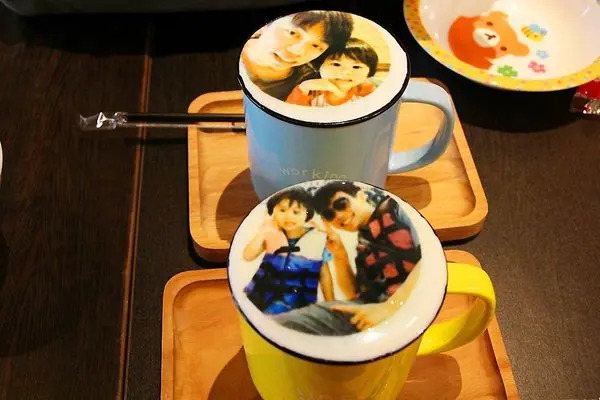 彰化市區，沐佈咖啡，美美的列印拉花也來到中部插旗啦!!