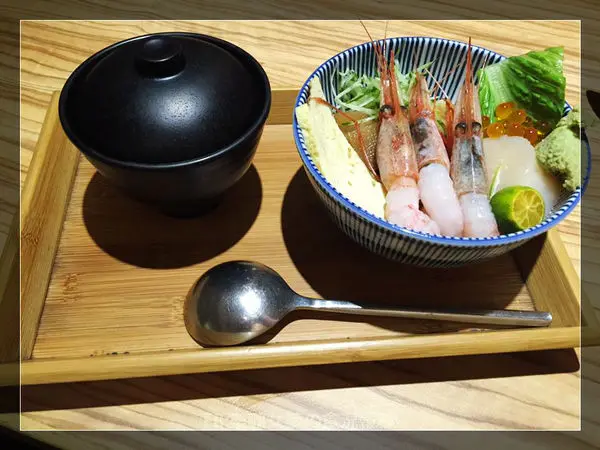 【台中北屯區】日式料理 ┃ ＤＯＮ丼亭日式食堂 ┃只要＄168元起就能吃到鋪滿滿的丼飯專賣店．有特別的方塊丼≡超推薦