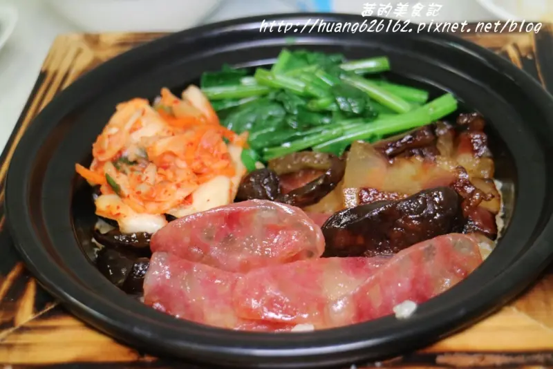 【新北新店區】 新店美食『口品刀削牛肉麵』木須炒刀削麵及煲仔飯都非常道地美味!/捷運小碧潭