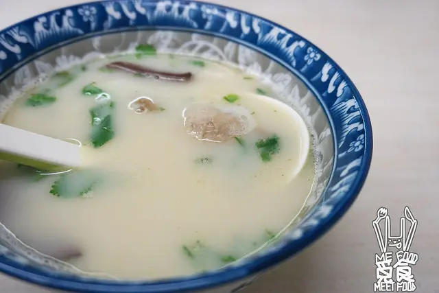 【中式】台北大安 老鴨湯 鴨骨熬煮八小時 湯頭濃郁 價格略高
