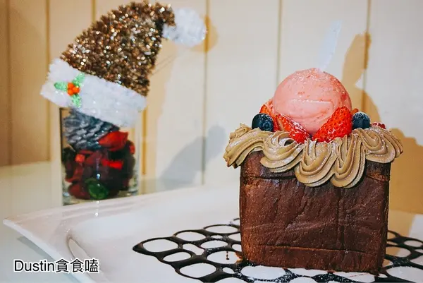 【南西商圈】當季水果食材撞擊味蕾｜重回蜜糖吐司の甜蜜懷抱『Choc for you』