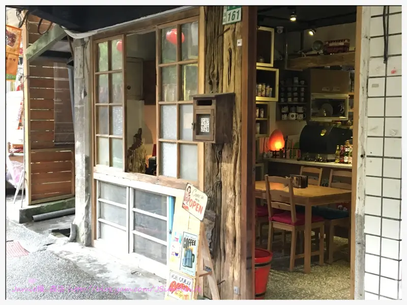 【菁桐咖啡】放空絕佳祕境，慵懶享受片刻緩慢小時光，慢‧旅行–私會館。