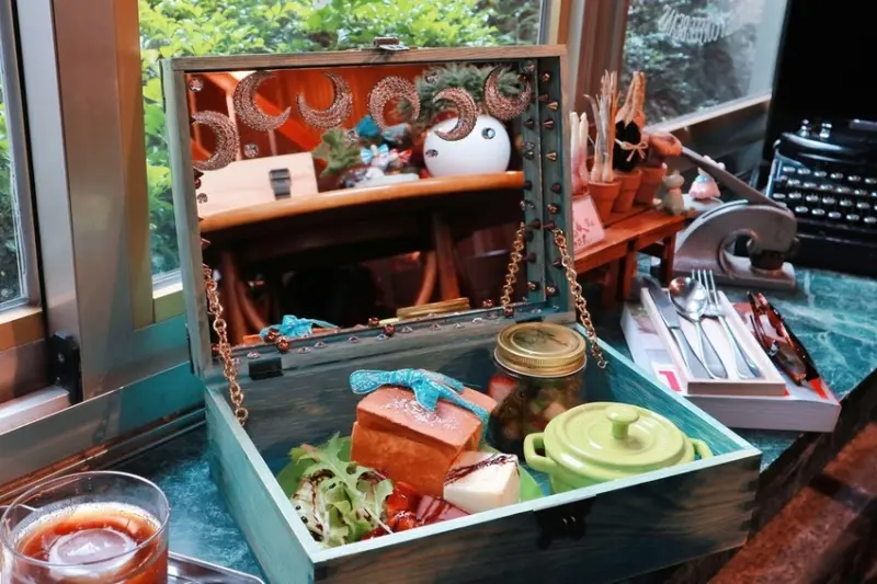 咖啡珈琲Coffee Cafe(巴黎小餐館)：台南中西區早午餐 /台南法式甜點 /台南不限時咖啡廳