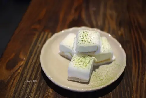 中壢–Cafeholic coffee & bar  安靜喝咖啡的好地方