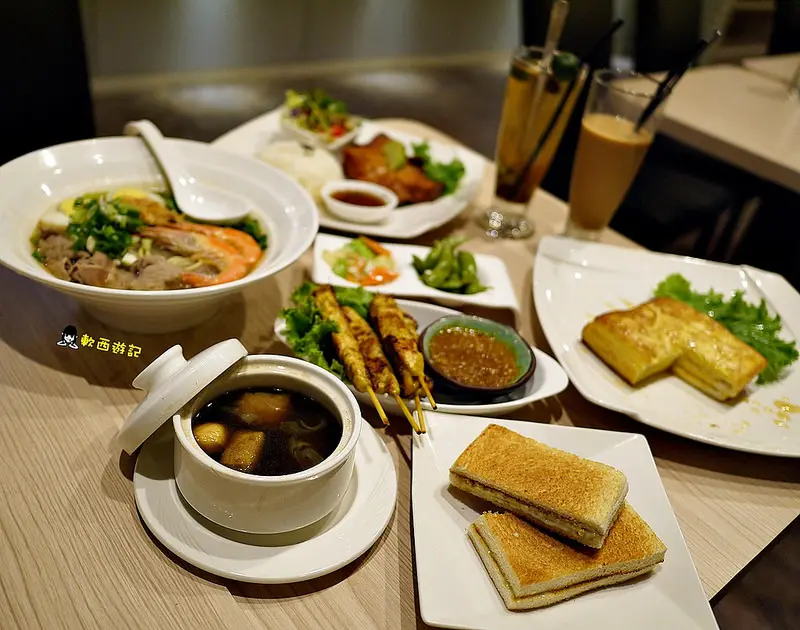 [食記]台北士林站 MB white coffee士林店(南洋風味美食咖啡廳) Malaysia Best~ 平價好吃道地南洋料理 *有WIFI 附完整菜單* 招牌菜色咖椰牛油燒麵包!!! 怡保白咖啡