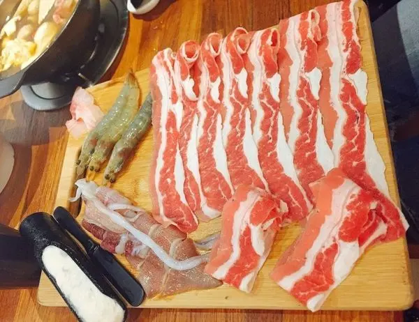 【中山．曼】從沒吃過的超清爽鍋物►358精緻涮涮鍋