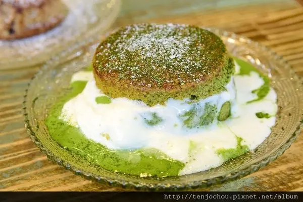花花，甲飽沒【台北食記】悄悄好食早餐室 藏身民宅內的司康專賣店！抹茶控天堂又一間！