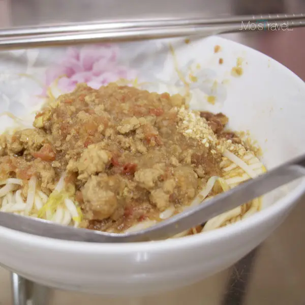 【華山周邊小吃特輯】春城雲南小吃－老闆我要一碗紹子麵