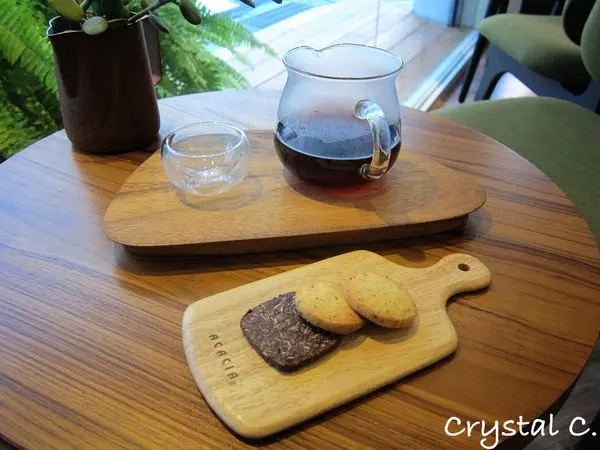 【台北美食推薦】引路咖啡 Pharos Coffee 永春站 悠閒安靜 咖啡專賣店推薦 (下午茶 咖啡店 信義區)