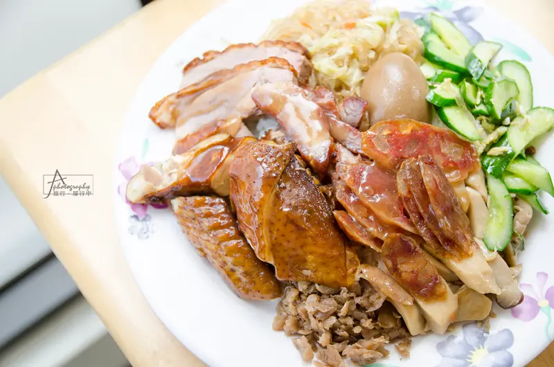 彰化‧員林 | 曾記燒臘，不到十分鐘立馬完售的燒臘便當