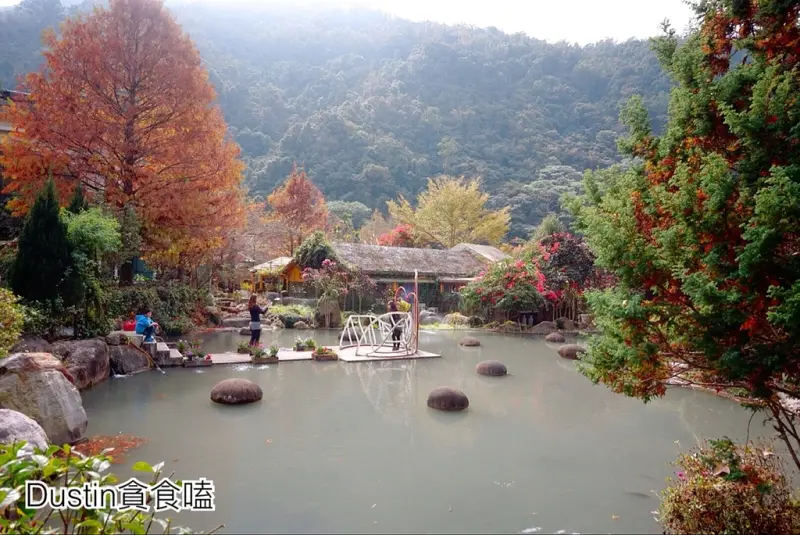 『楓樺台一渡假村_ 住宿篇』兩千元入住_歐洲水上小木屋 ｜度假Villa/落羽松/草莓園【南投埔里】