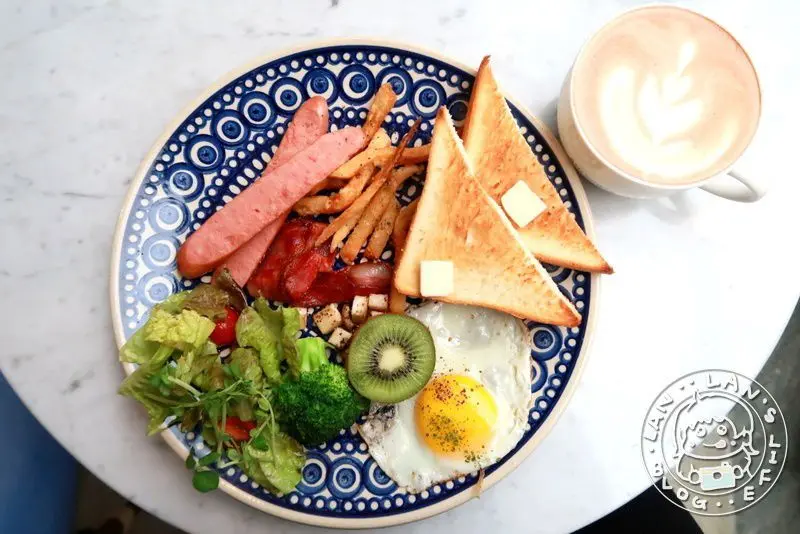 行天宮咖啡 【Anywhere Cafe & Travel】任意門旅行風咖啡館 行天宮早午餐 - 嵐嵐的饗樂生活誌