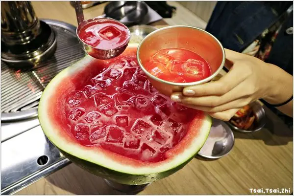 [台北大安]台韓民國韓式燒肉|韓式厚蛋燒、特製冷麵、海鮮煎餅、韓式燒烤五花肉、西瓜燒酒調酒|小菜免費無限續|原來韓式料理也能吃的這麼創意