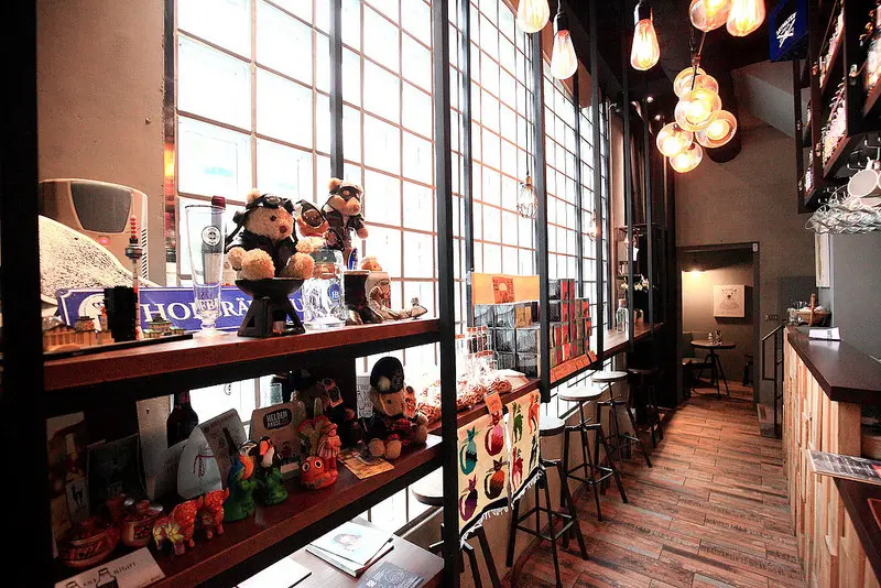 [台北文山] 政大、貓空、台北動物園美食推薦～要四天才能成就的完美德國豬腳！舒曼六號 Schumanns Bistro No.6