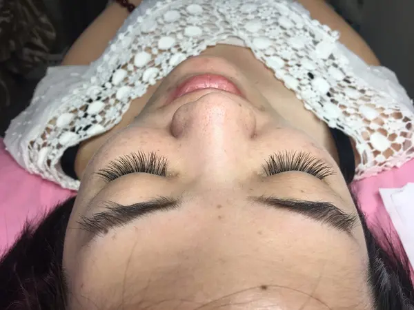 瑞貝卡.Rebecca專業藝術學院