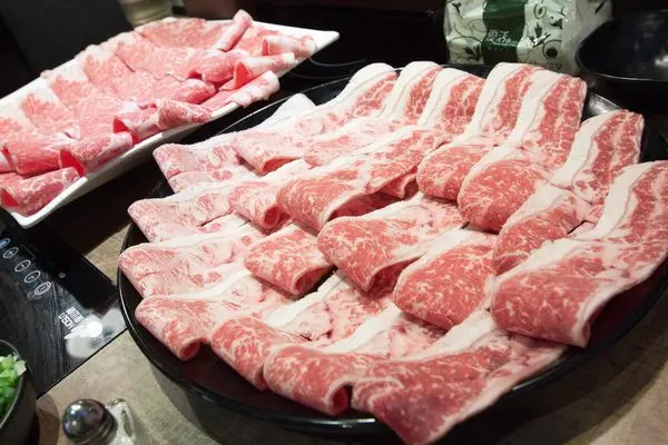 幸與不幸? 上官木桶鍋 (源自蘆洲正官木桶鍋) 敦化北路新開店