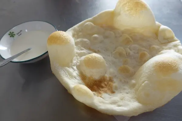 (胖樺食記)捷運南勢角站推薦緬甸奶茶及烤餅「清真小吃店」/華新街推薦銅板小吃/興南夜市