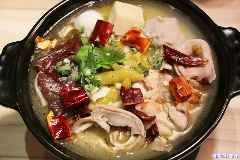 大里| 人氣小火鍋-那個鍋，不用再去逢甲人擠人，大里也能吃得到。 - 微笑Joe幸運