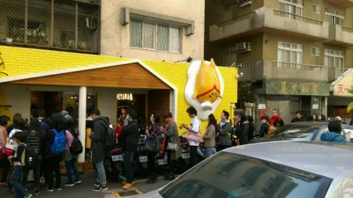 Gudetama Chef 蛋黃哥主題餐廳~跟著蛋黃哥主廚一起發懶吧~口愛到爆炸之拍個不停~        
      