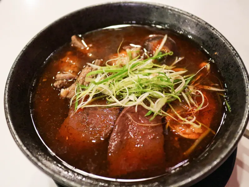 (板橋區美食)下河幫麻辣牛肉麵/羊腩麵/港式點心/麻辣夠味/吃麵也有麻辣鍋的享受