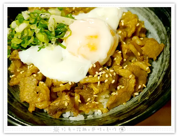 [台南食記] 丼丸donmaru~日本老闆把關品質！採販賣機點餐！成大18巷內的高人氣平價日式丼飯！