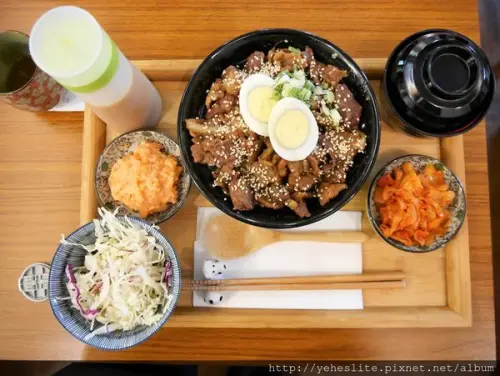 DONMARU井丸- 成大校區旁一間有著低調日式風情，套餐CP值讓客人美滿的日式丼飯店