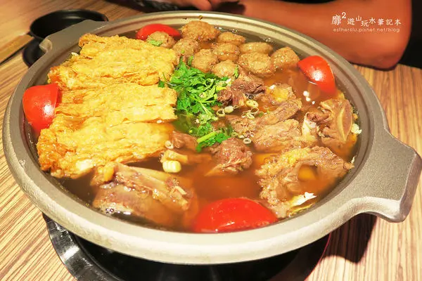 2016-10-23 台北松江南京火鍋~狀元紅 牛肉火鍋專家 林森店