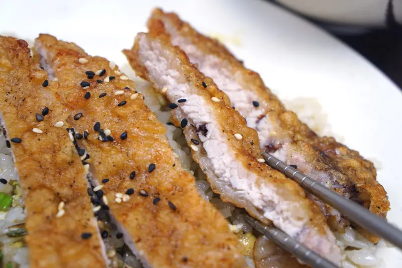 信義區的炸排骨名店 蛋炒飯也很推薦哦-清香排骨王@捷運信義安和站@台北101/世貿站