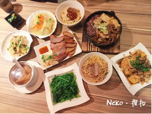 【台北南港美食】曉食堂：度小月旗下第一品牌，傳承古早好滋味更添新風味!!