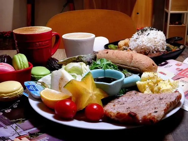 【文山區咖啡廳】風箏人咖啡:萬隆站親子友善餐廳，少少的錢找到一個悠閒與親子友善的環境，附餐單